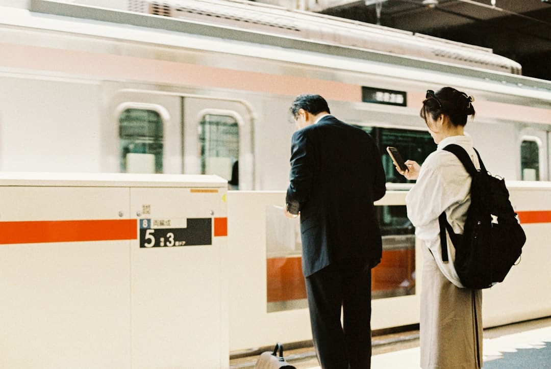 “移路伊警・途开安驿・安全驿站”：新时代“枫桥经历”在边远地方景区的生动实践